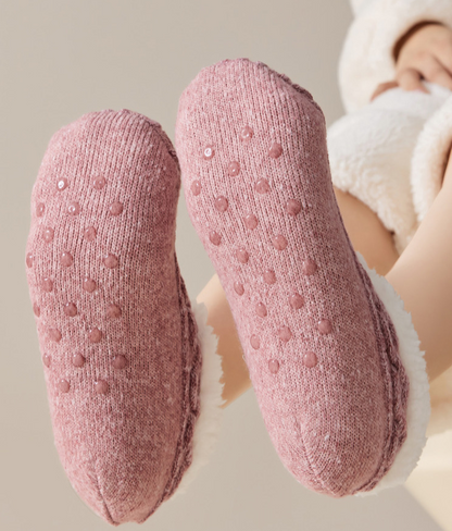 Women's Soft Warm Cable Knit Thermal Slipper Socks with Plush Sherpa Lining & Non-Skid Grippers (5 Pair Value Pack)